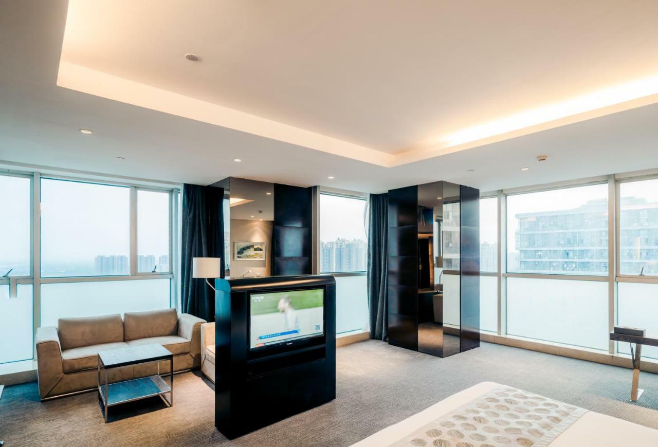 Jiazheng International Energy Hotel Huaqiao  Ngoại thất bức ảnh